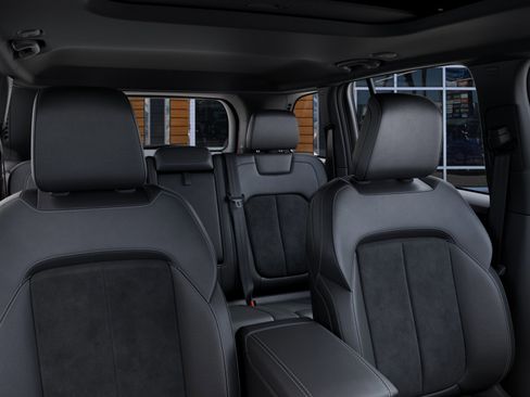 New 2026 Jeep Grand Cherokee Altitude RWD image 26