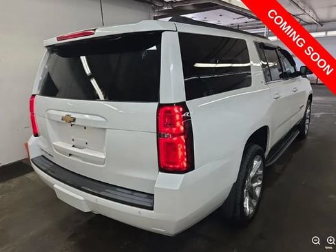 Used 2020 Chevrolet Suburban LT AWD/4WD image 4