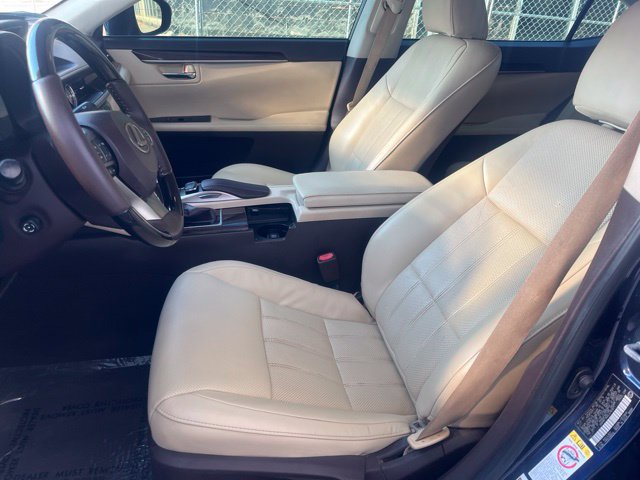 Used 2018 Lexus ES 350 w/ Luxury Package w/Wood Trim FWD image 13