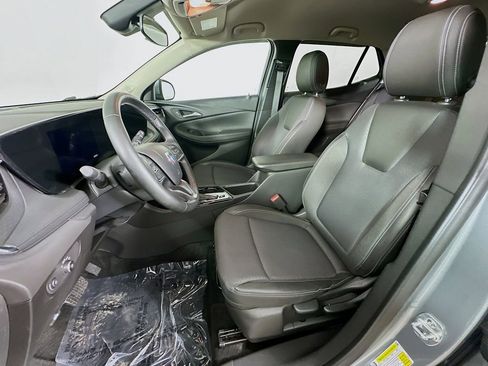 Used 2025 Buick Encore GX Preferred AWD/4WD image 27