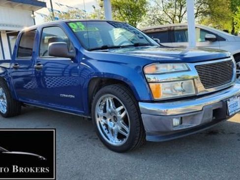 Used 2005 GMC Canyon SLE RWD image 2