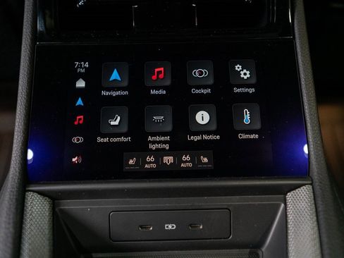 New 2025 Porsche Panamera 4 image 38