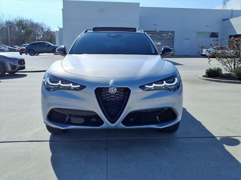 New 2026 Alfa Romeo Stelvio Sprint w/ Convenience Package image 4