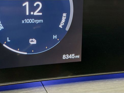 Used 2024 Hyundai Santa Fe Limited image 8