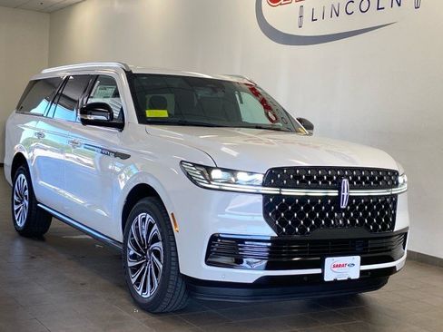 New 2027 Lincoln Navigator L Black Label AWD/4WD image 2