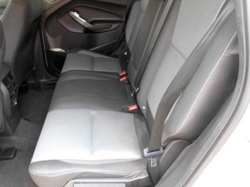 Used 2018 Ford Escape SE w/ SE Sync 3 Package FWD image 19