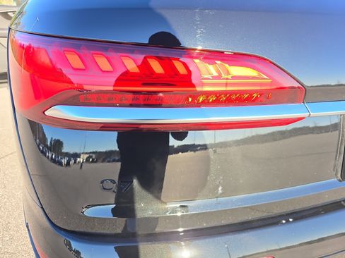 Certified 2025 Audi Q7 3.0T Premium Plus w/ Premium Plus Package image 33