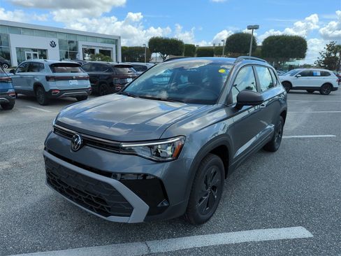 New 2025 Volkswagen Taos S image 10