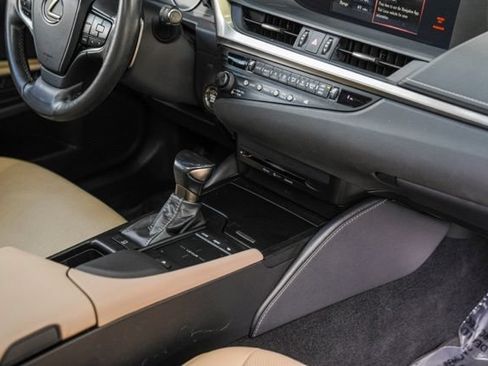 Used 2020 Lexus ES 350 w/ Accessory Package 2 FWD image 37