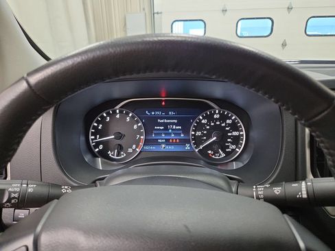 Used 2025 Nissan Frontier SV w/ SV Convenience Package AWD/4WD image 23