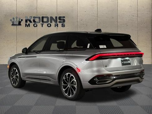 New 2026 Lincoln Nautilus Reserve AWD/4WD image 6