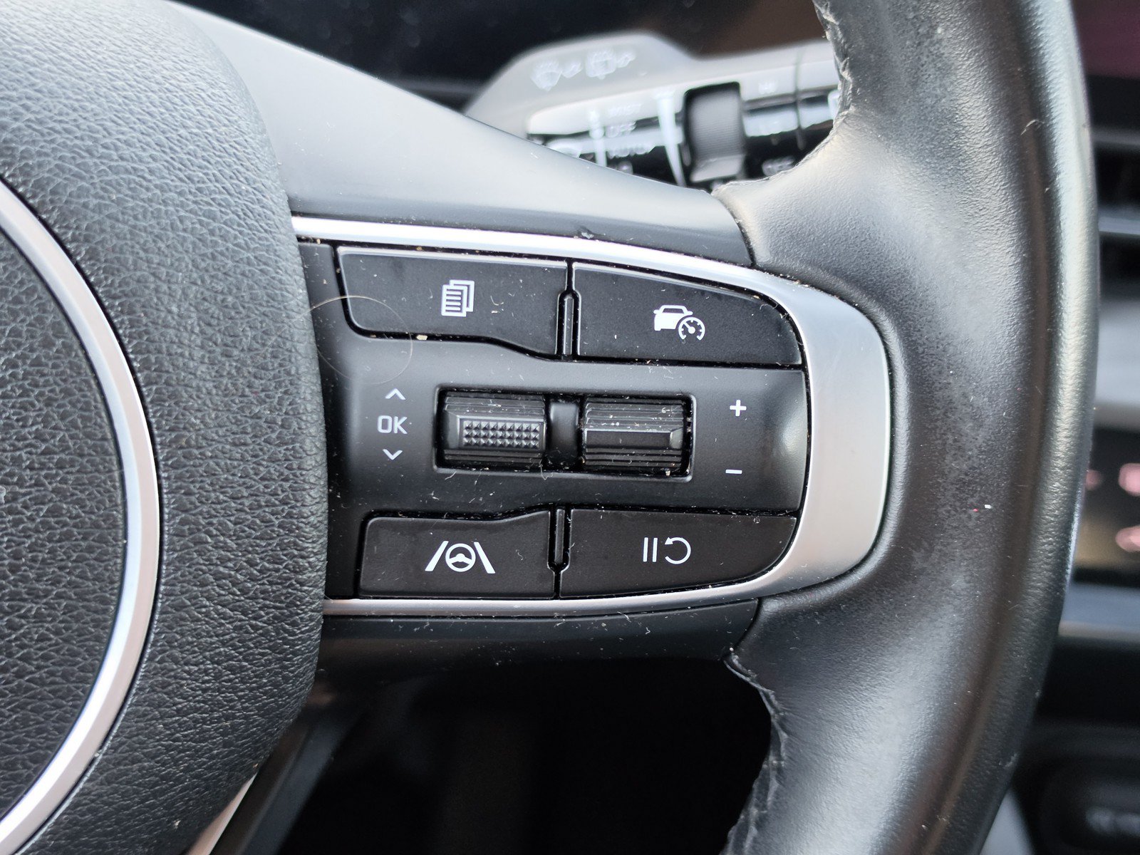 Used 2023 Kia Sportage X-Line w/ X-Line Premium Package AWD/4WD image 19