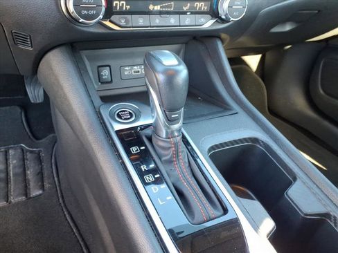 Used 2024 Nissan Sentra SR image 11