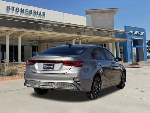 Used 2024 Kia Forte LXS image 5