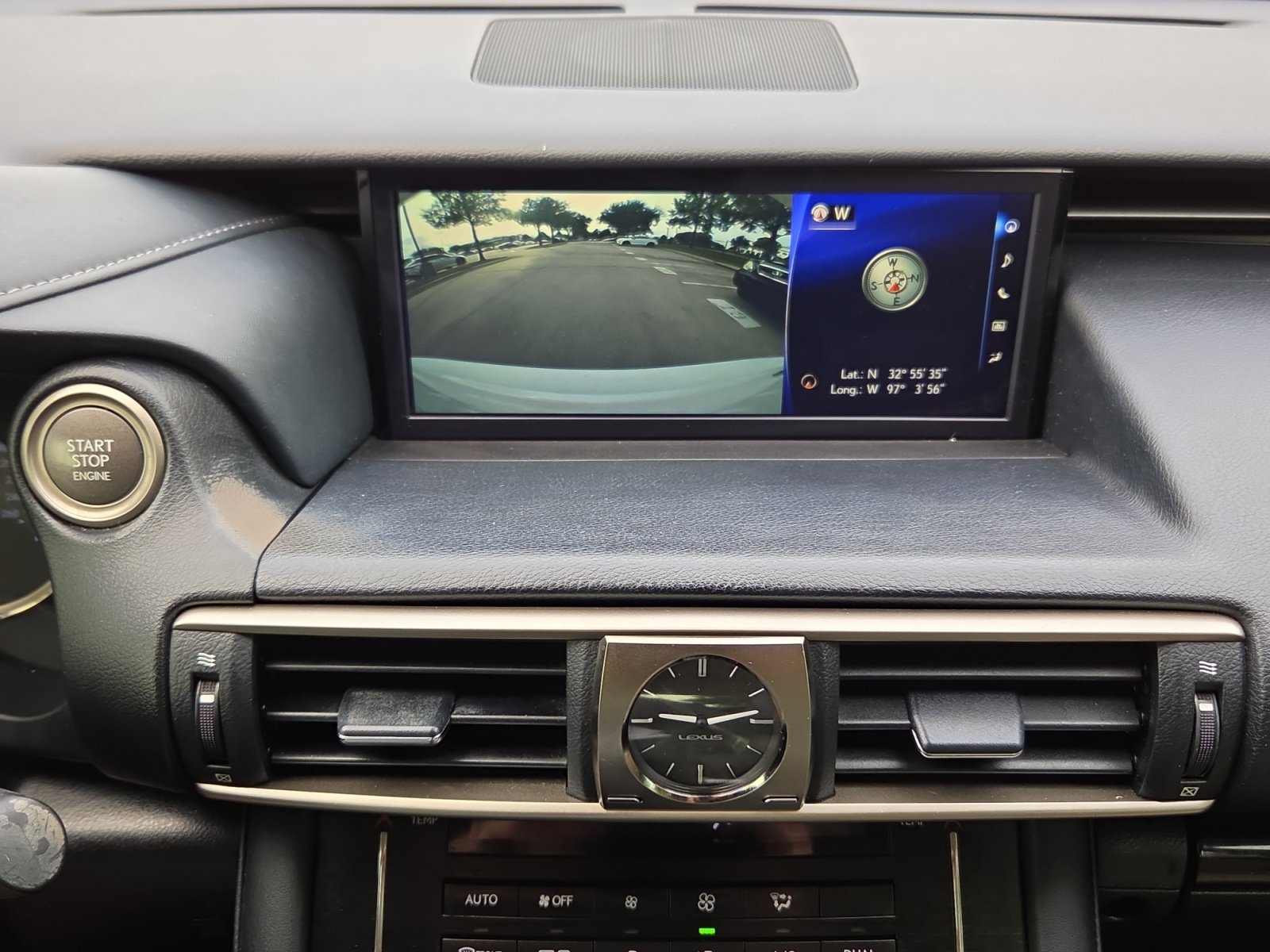 Used 2017 Lexus IS 200t w/ Navigation System Package RWD image 29