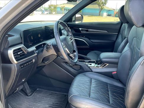 Certified 2024 Kia Telluride EX X-Line AWD/4WD image 2