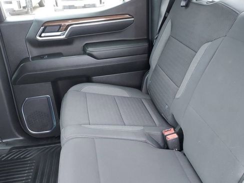 Used 2025 Chevrolet Silverado 1500 LT image 19