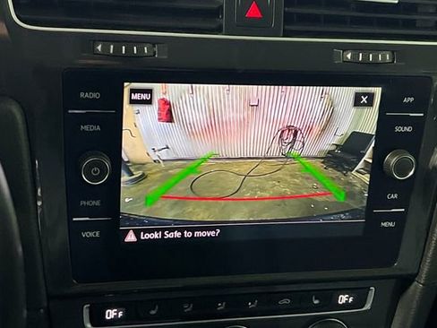 Used 2019 Volkswagen e-Golf SE w/ Driver Assistance Package image 22