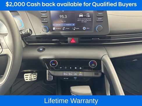 New 2026 Hyundai Elantra Sport image 18