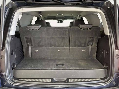 Used 2018 Chevrolet Tahoe LT AWD/4WD image 6