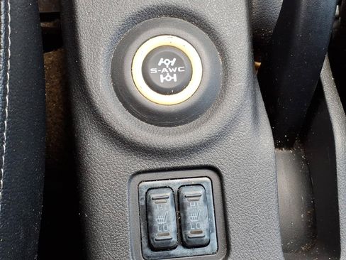 Used 2015 Mitsubishi Outlander SE AWD/4WD image 14