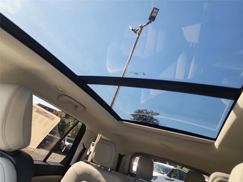 New 2026 Lincoln Aviator 2WD image 16