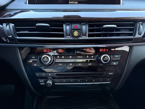 Used 2016 BMW X5 xDrive40e AWD/4WD image 38