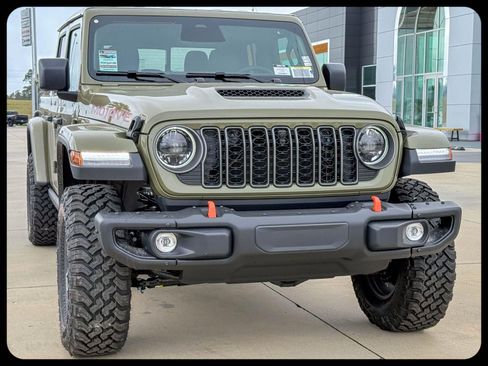 New 2026 Jeep Gladiator Mojave image 2