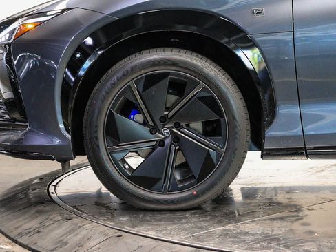 Used 2026 Lexus RZ 450e AWD w/ Luxury Package image 9