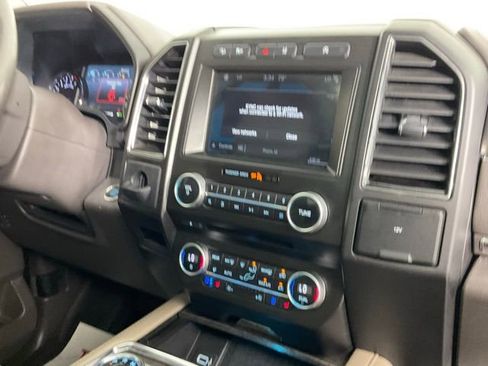 Used 2018 Ford Expedition Limited w/ Equipment Group 301A image 20