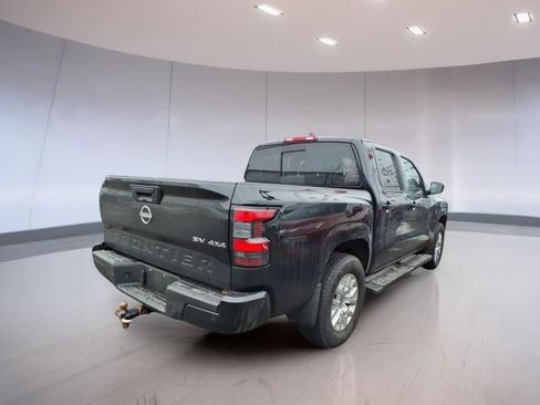 Used 2024 Nissan Frontier SV w/ SV Convenience Package image 4