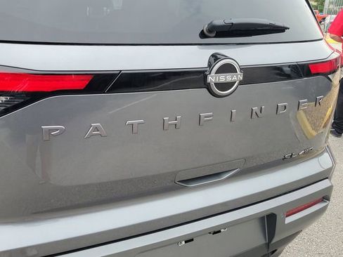 New 2026 Nissan Pathfinder SL AWD/4WD image 8