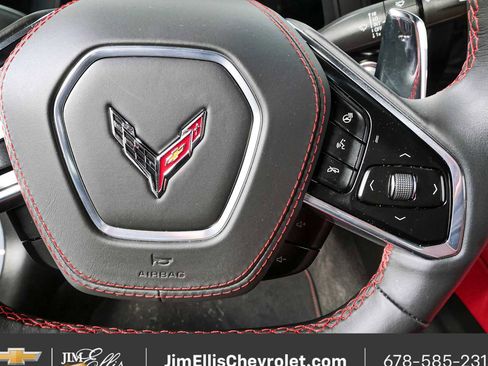 Used 2025 Chevrolet Corvette Z06 RWD image 11