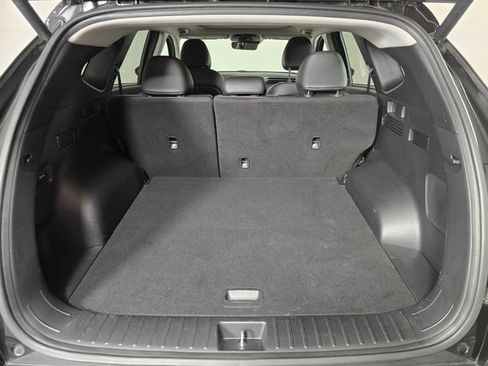 Used 2022 Hyundai Tucson Limited AWD/4WD image 16