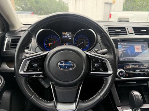 Used 2018 Subaru Legacy 3.6R Limited AWD/4WD image 21