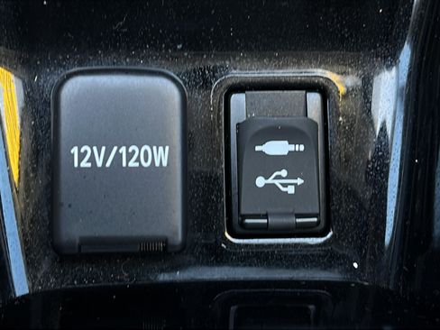 Used 2019 Toyota Prius Prime Plus FWD image 21