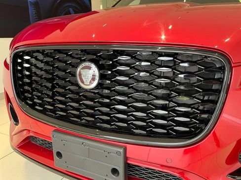 Used 2022 Jaguar F-PACE S AWD/4WD image 15