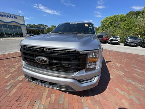 Used 2022 Ford F150 Lariat AWD/4WD image 4