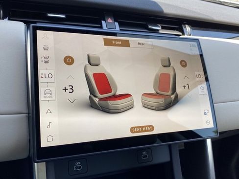 Certified 2024 Land Rover Discovery Sport S image 15