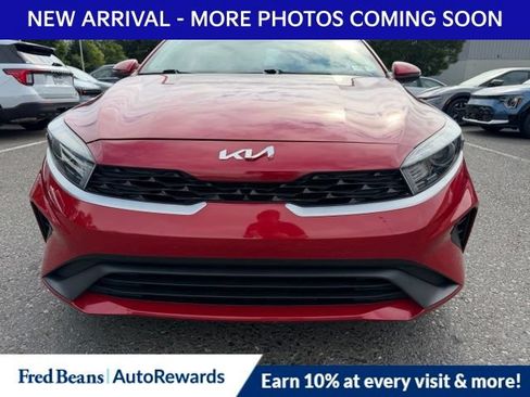 Used 2023 Kia Forte LXS w/ LXS Technology Package FWD image 2