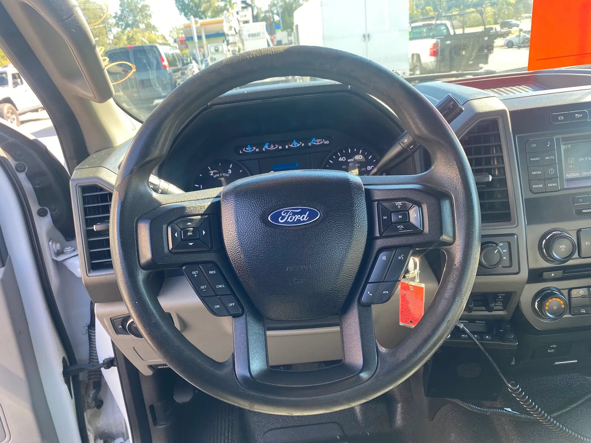 Used 2017 Ford F250 XL w/ Power Equipment Group AWD/4WD image 11