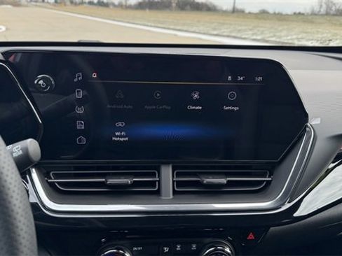 New 2026 Chevrolet Trax RS w/ Driver Confidence Package image 28