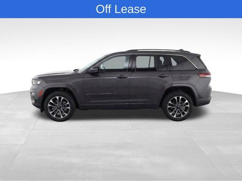 Used 2022 Jeep Grand Cherokee Overland image 6