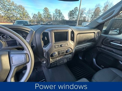 Used 2024 Chevrolet Silverado 2500 Custom w/ Custom Convenience Package image 30