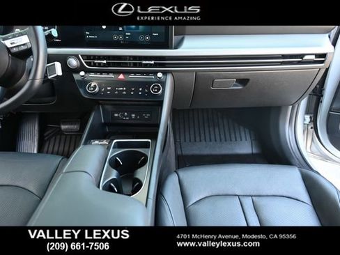 Used 2024 Hyundai Sonata Limited FWD image 8