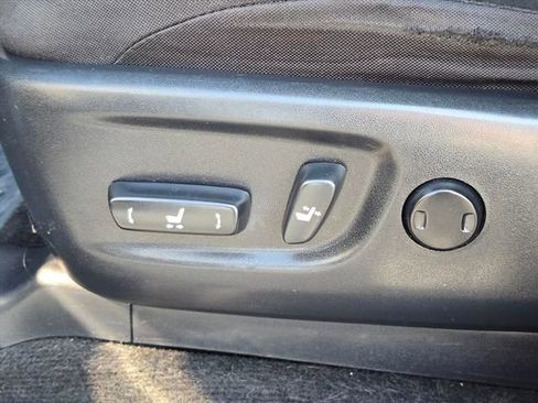 Used 2014 Toyota 4Runner SR5 image 18