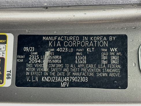 Used 2024 Kia Soul LX w/ Option Group 015 FWD image 12