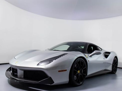 Certified 2016 Ferrari 488 GTB image 28