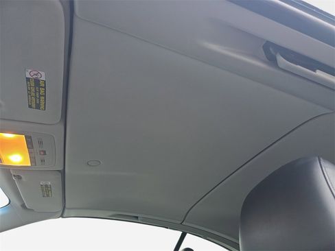 Used 2010 Lexus IS 250C image 35