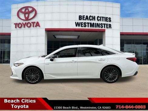 Certified 2020 Toyota Avalon XSE image 7